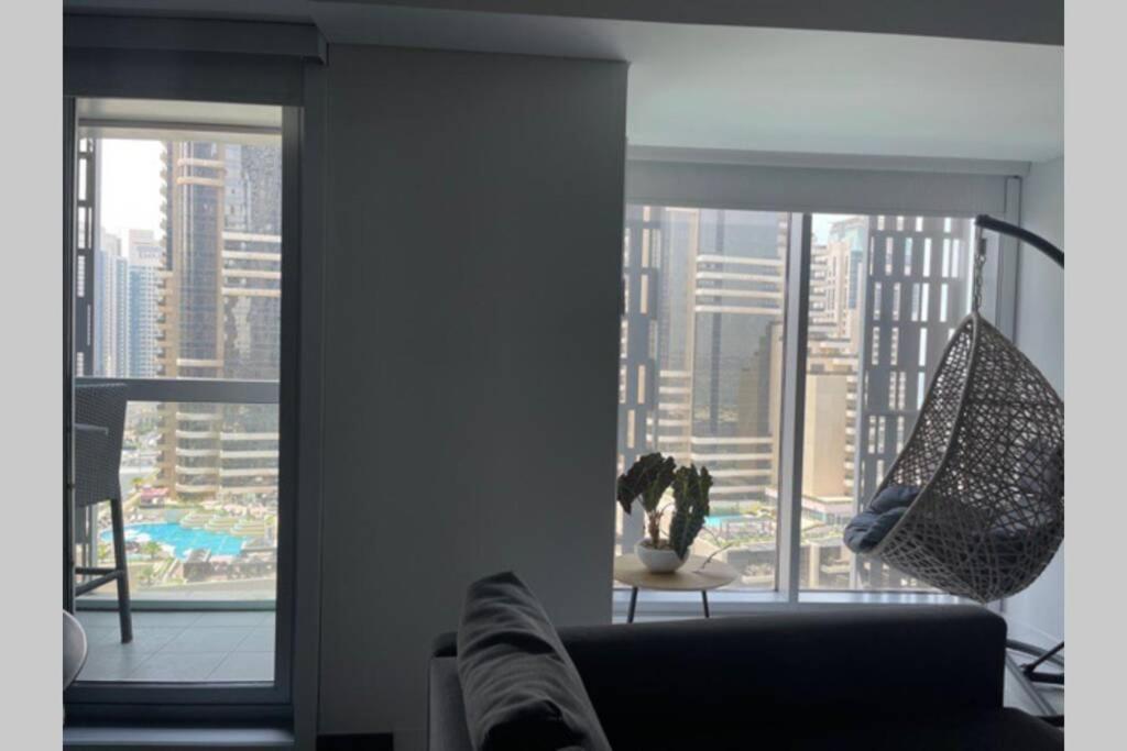 Cayan Tower Luxury Apartment With Sea View Дубай Экстерьер фото